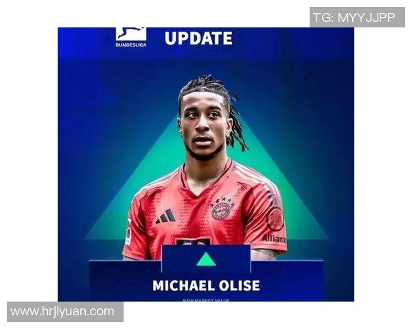 足球明星之子颜值爆表引发热议网友纷纷点赞称其为未来的足球天才