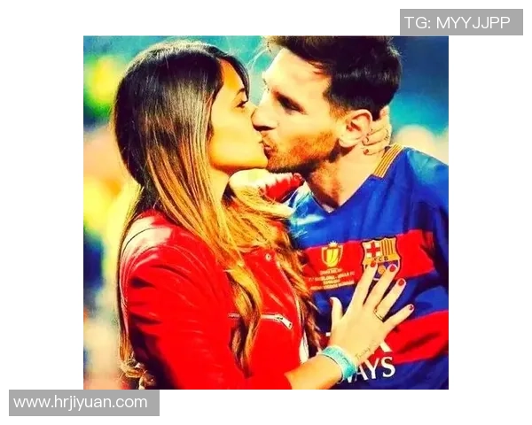 足球明星甜蜜结婚照曝光见证爱情的美好瞬间与幸福生活的开始